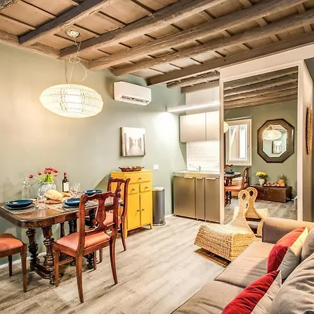 Apartament Casacappellari *